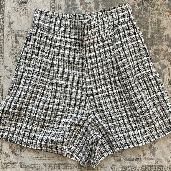 Aaron & Amber Tweed Plaid High Rise Pleated Front Trouser Shorts NWT - Picture 8 of 12